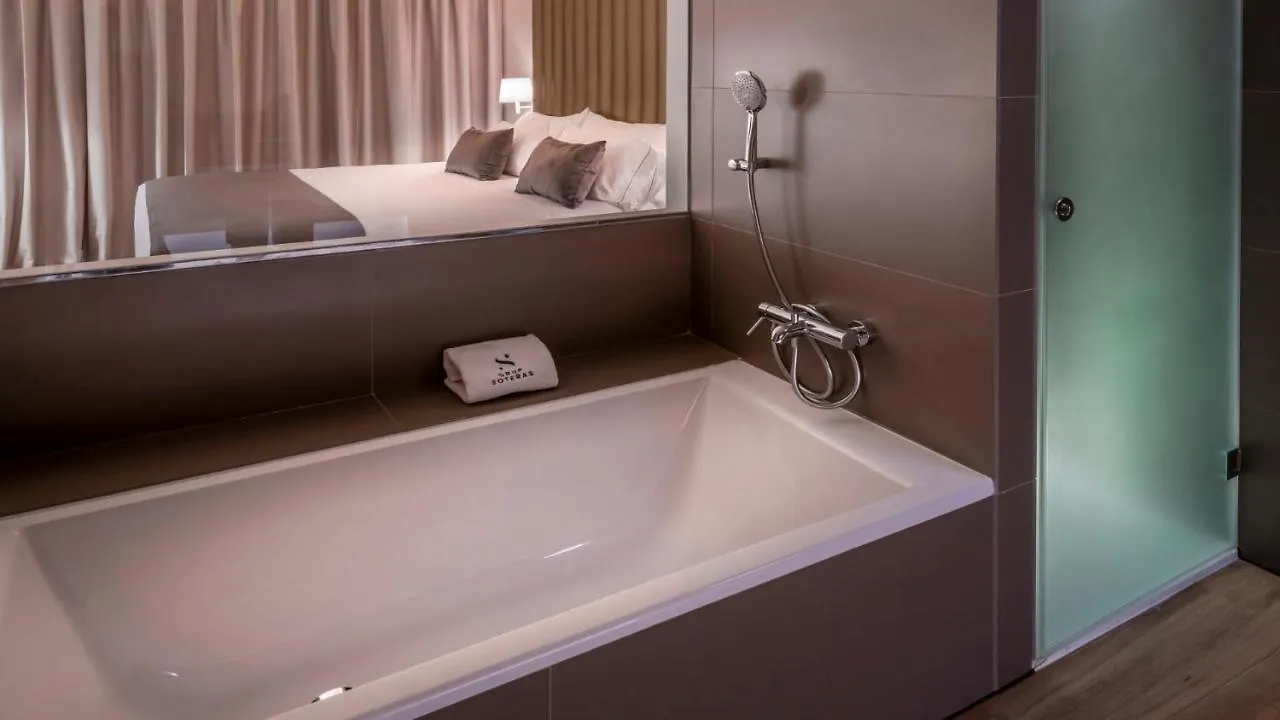 Hotel Playafels Castelldefels